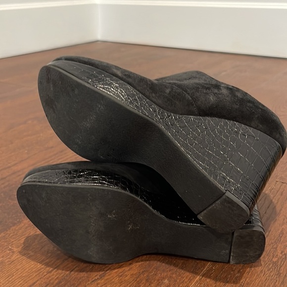 Robert Clergerie M Suede Boots for Women for sale | eBay Robert Clergerie Black Suede Booties Size 8.5